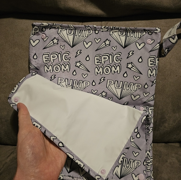 Sarah Wells Accessory Bundle - Picture 10 of 11